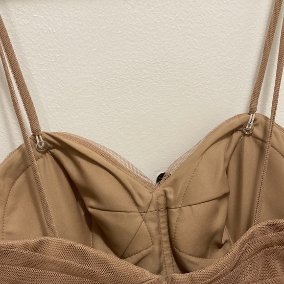 Wtoo tan cocktail ruched bodycon dress size 2 - Picture 7 of 7